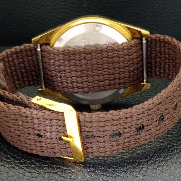 Vintage 1990 Citizen Automatic Mens Gold Watch W/daydate & Brown accents - Picture 2 of 10